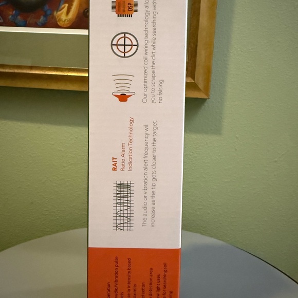 Portable Handheld Metal Detector with Pinpointing Tip - NIB - Picture 6 of 9